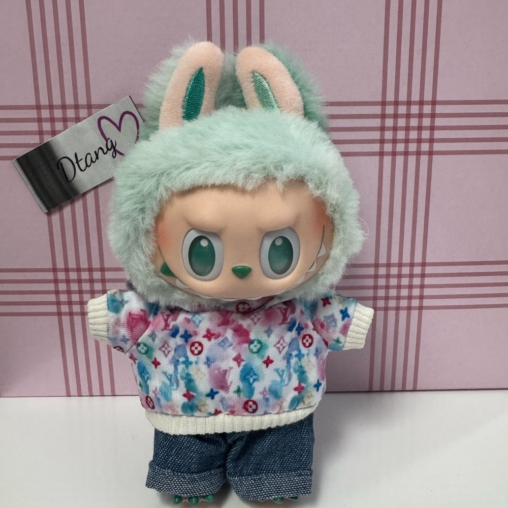Labubu hoodie outfit